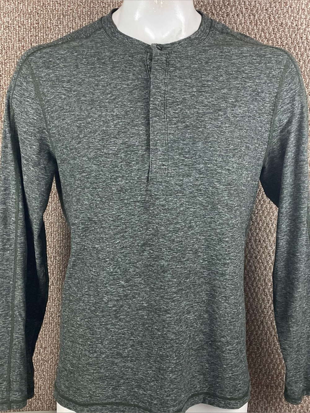 Lululemon Henley Shirt Mens Large Surge Warm Long Sleeve Cold Weather Gator Ws